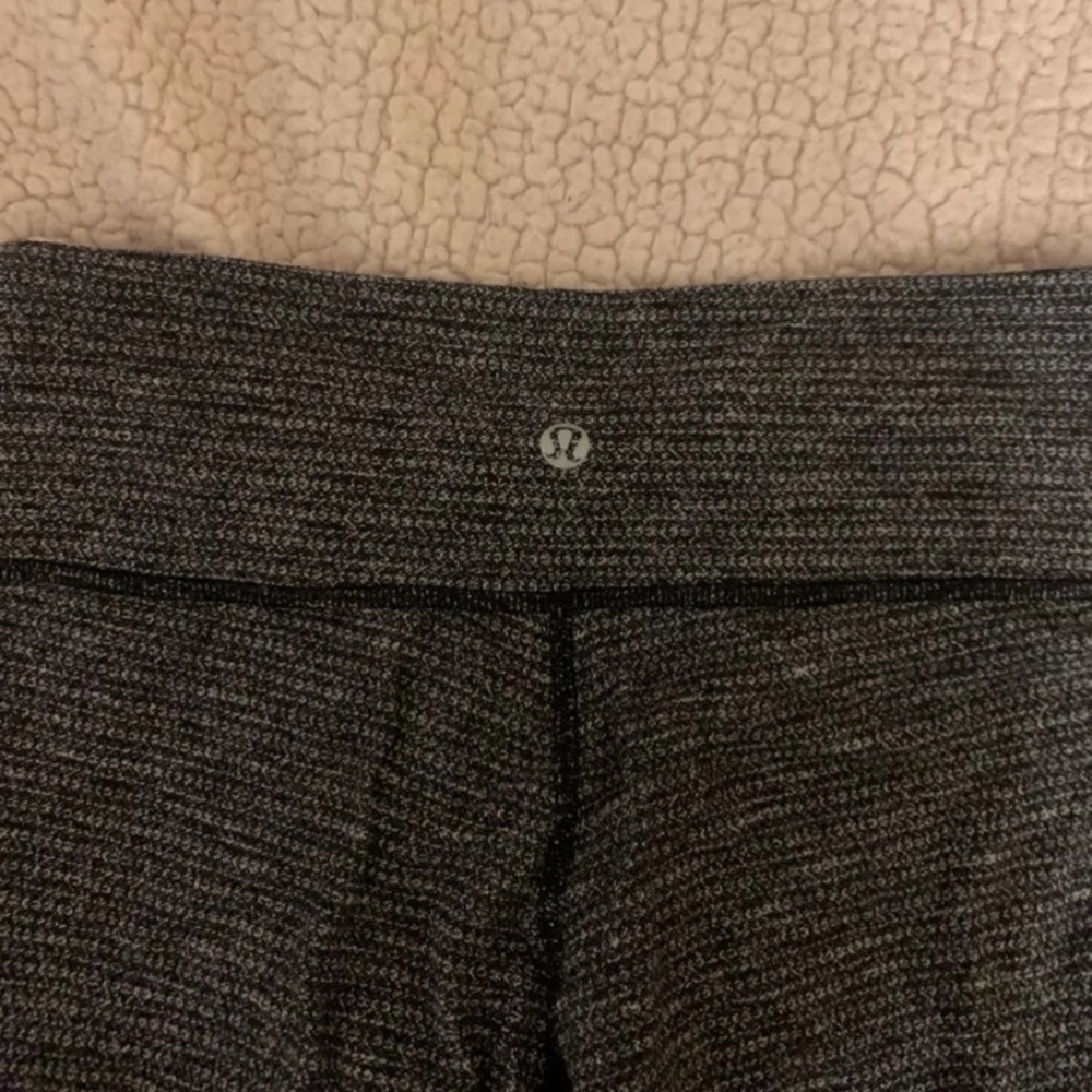 Lululemon Wunder Under cropped low rise leggings